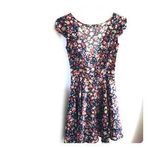 Zara trafaluc dress xs